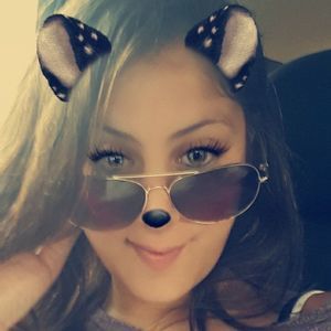 Meet your Posher, Naomi